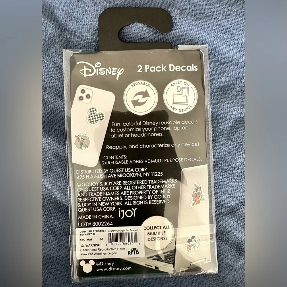 Brand new Disney Pop Phone grip, fidget, kickstand‎ and hand grip and 2 pkDecals